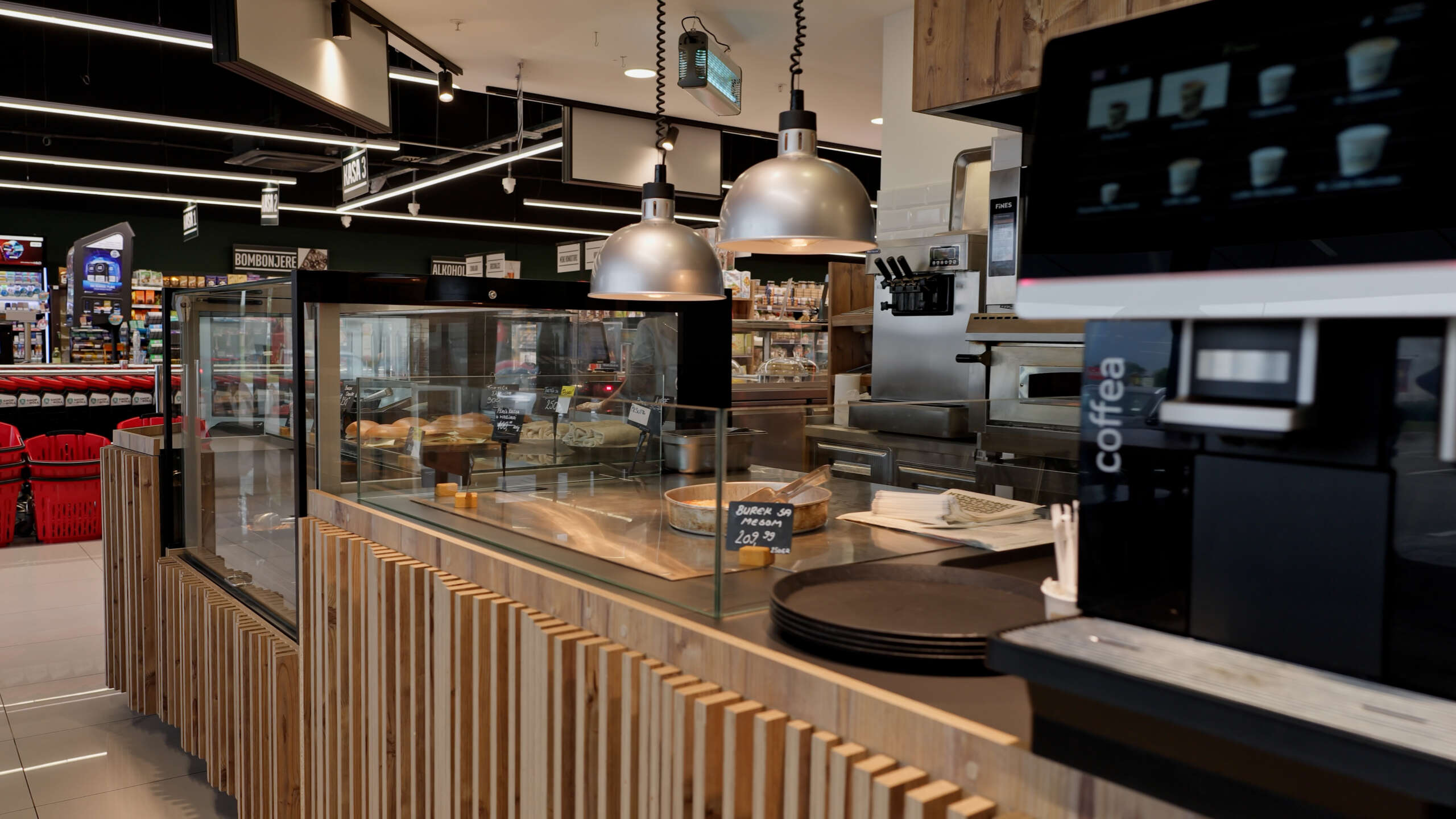 Waterloop sistemi u Aroma marketu Stara Pazova