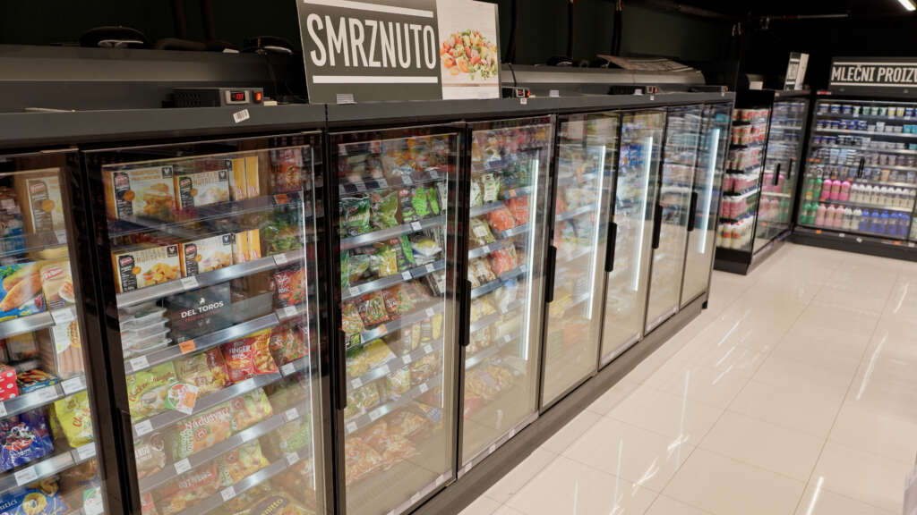 Waterloop sistemi u Aroma marketu Stara Pazova
