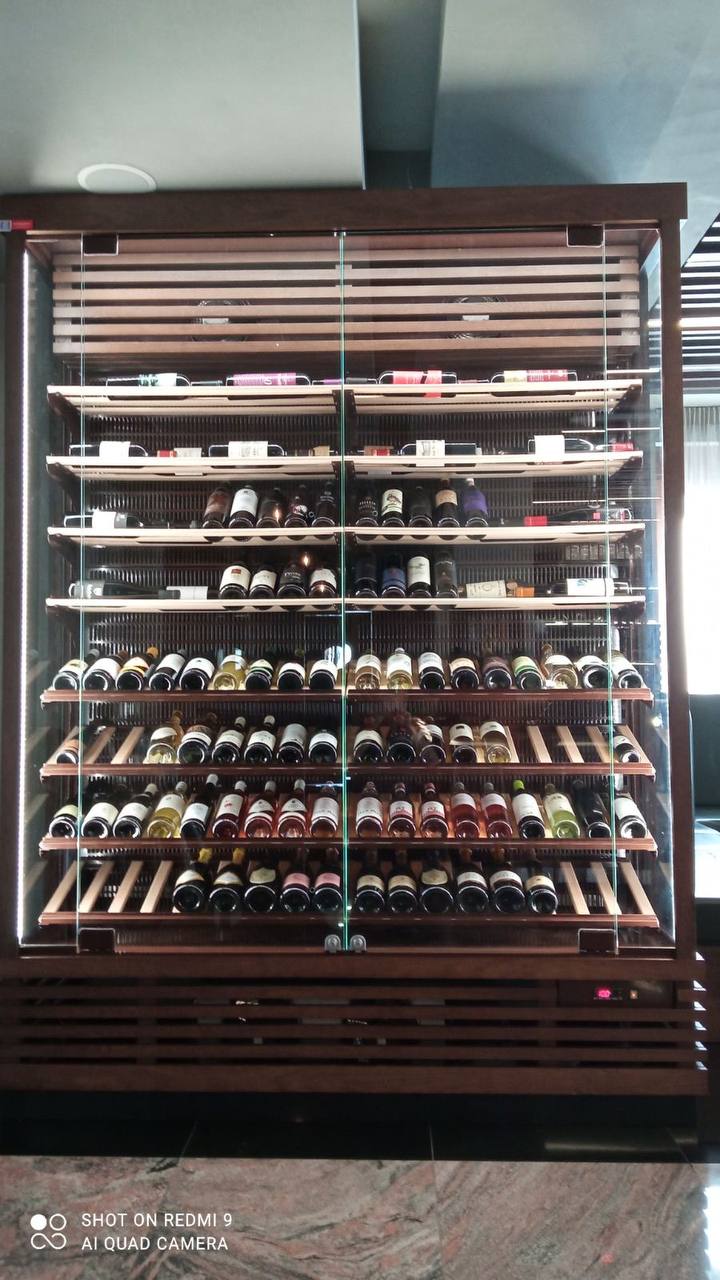 Rashladne Vitrine za Vino