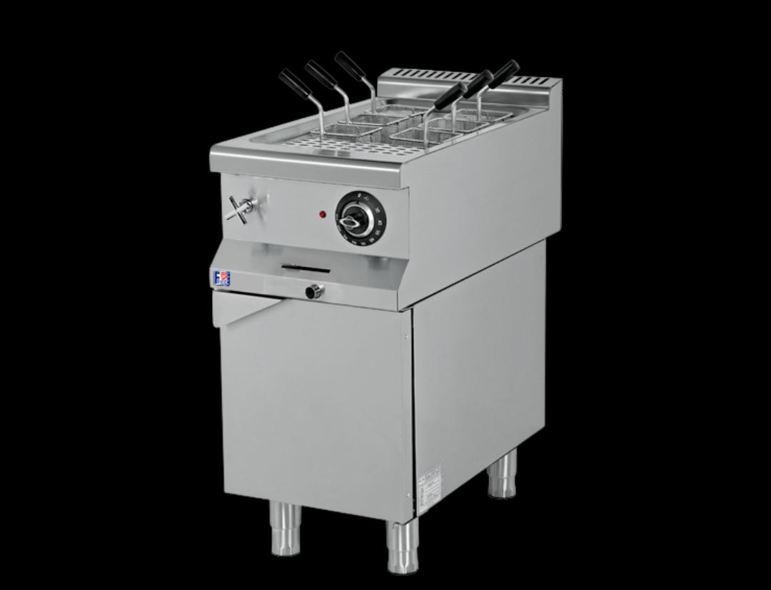 Elektricni pasta kuker 700