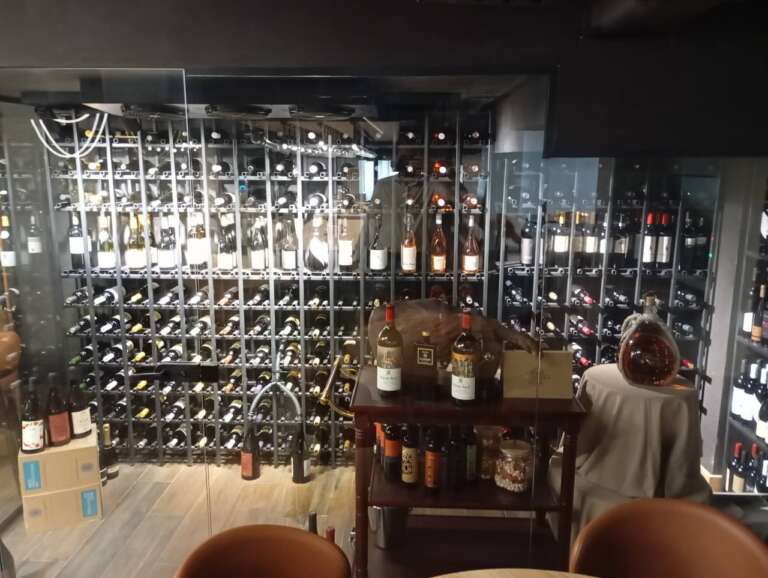 Rashladne Vitrine za Vino